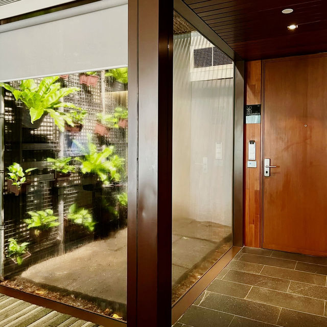 A Harmonious Blend of Luxury and Tranquility