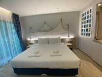 โรงแรมภูเก็ต Panwaburi Beachfront Resort🌴