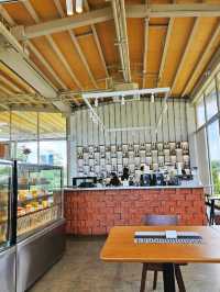 charn cafe & bistro นิคมพัฒนา จังหวัดระยอง ชิวมาก