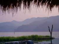 ที่พักสุดชิลในเมืองกาญจน์ Sweet Home Floating