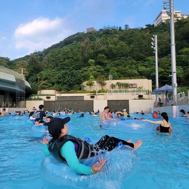 亞洲首個臨海全天候水上樂園,刺激玩水+無敵海景!