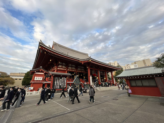 ✨ A Spiritual Stroll Through Sensō-ji
