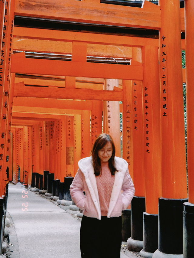 ⛩️ Fushimi Inari Shrine – A Kyoto Icon You Can’t Miss ✨