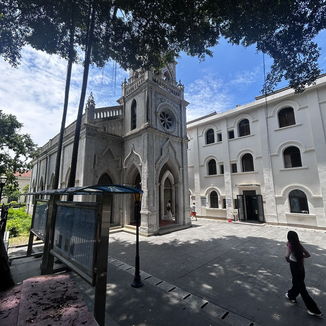 ⛪ Union Church: Where Gulangyu’s Colonial Soul Whispers Through Time!