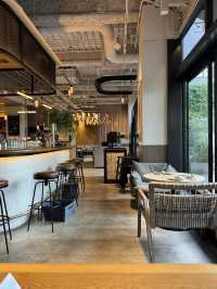 【東京/天王洲アイル】薪火料理と音楽が楽しめる空間でアフタヌーンティー