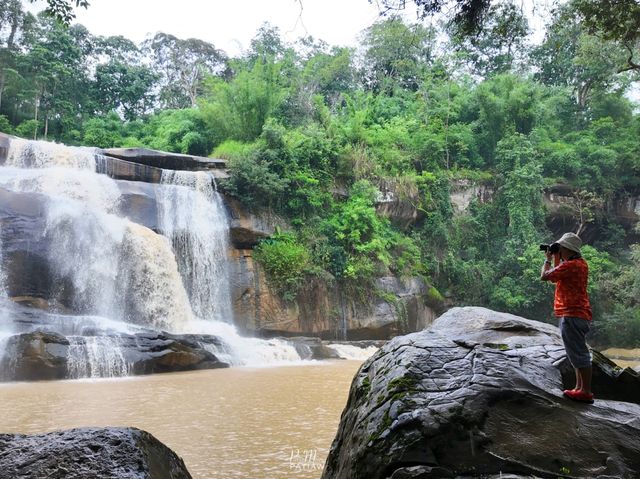 น้ำตกตาดเหือง อุทยานแห่งชาติภูสวนทราย