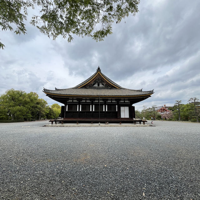 🛕🪷✨ Kyoto Temple Walk – 1001 Statues & Sacred Art