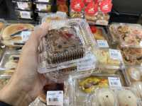 ‘Queens‘ จุดแวะพักซื้อของฝากทานอาหารเช้า เชียงใหม่