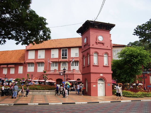 💒 Christ Church Melaka & Dutch (Ted) Square — Stepping into History with Every Brick