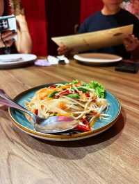 🌕 Fly to moon Thai Food 