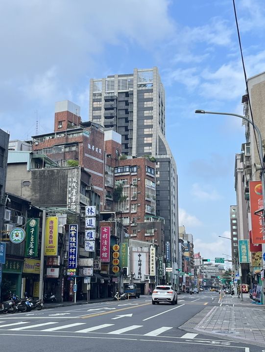 🏮 Ximending and the Red House — Taipei’s Day-Night Life