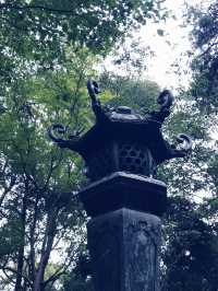 【入場無料の世田谷区立岡本公園民家園と　岩崎家廟堂、静嘉堂文庫財団のクラシカルな建物】