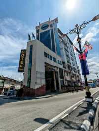 “Muarar 99 Hotel – Clean Comfort with Scenic River Views in the Heart of Muar”