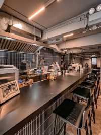 Saloon Cafe Hongkong
