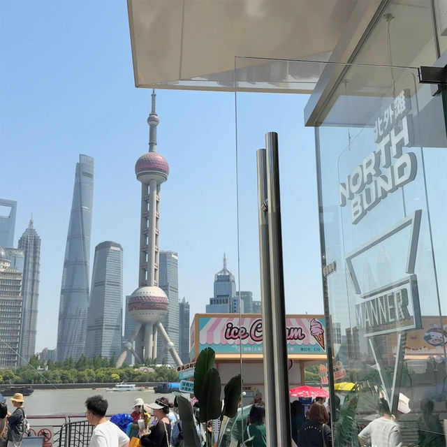 Dạo bước trên The Bund 