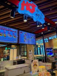 Roll Into Flavor: Hot & Roll 