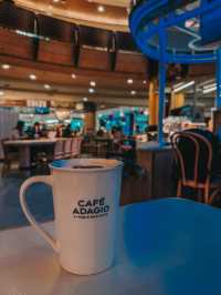 Parisian Calm After Lunch – Coffee & Chill at Paris Baguette