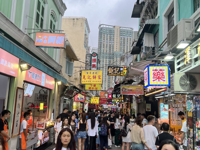霓虹下的澳門夜