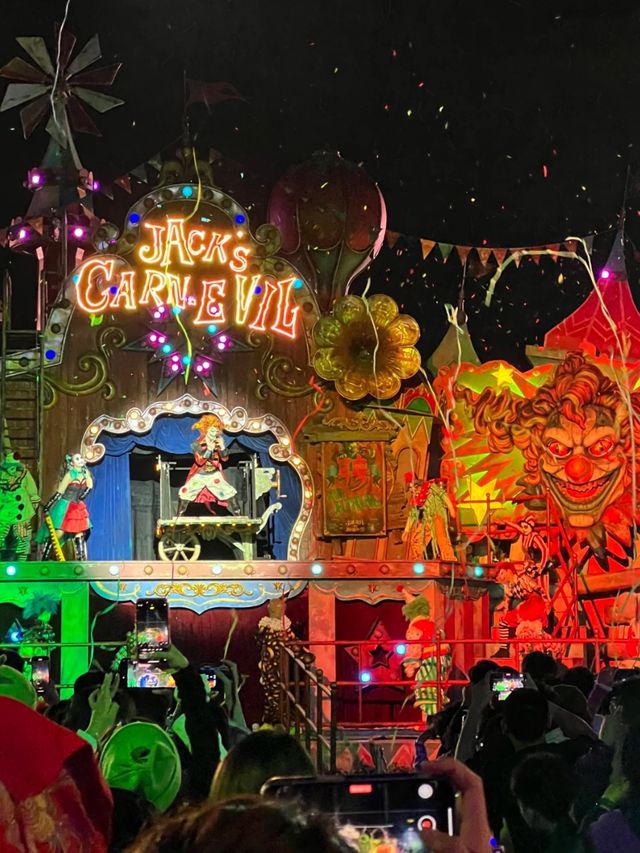 Floats, Fun & Favorite Faces: Inside Universal’s Epic Parade