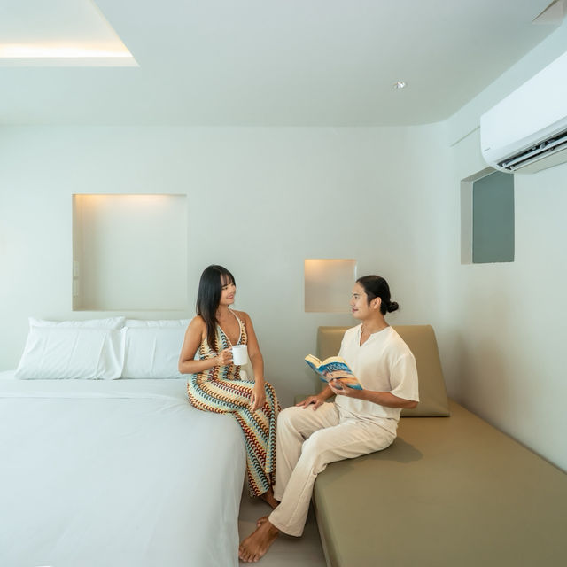 ที่พักพัทยาล้อมรอบด้วยสระว่ายน้ำสุดมินิมอล 🏝️