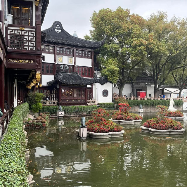 📍Yuyuan Garden (豫园), A Garden of Serenity in the Heart of Shanghai