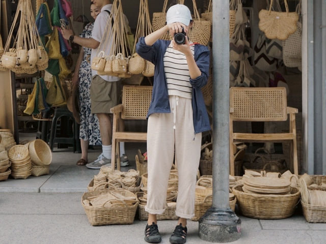🧺✨ “ถนนช้างม่อยเก่า” ย่านเก่าที่ไม่เคยเชย!