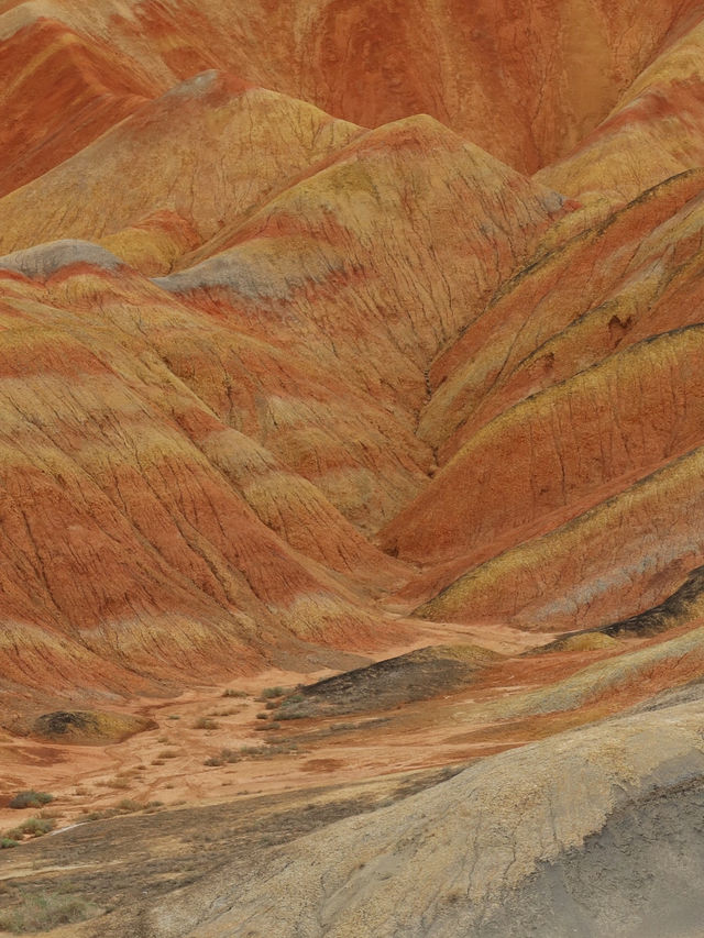 🎨 Nature’s Painted Masterpiece — Zhangye Colorful Danxia
