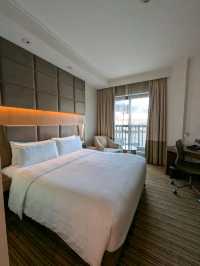 Abu Dhabi Unveiled: A whirlwind 24-Hour Guide