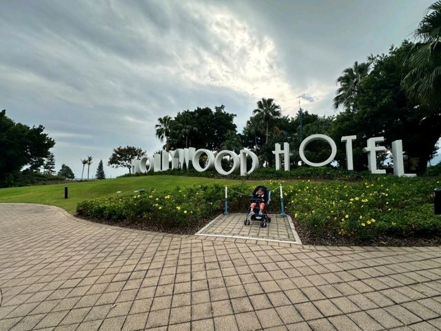 Hollywood Dreams Come True at Disney Hollywood Hotel Hong Kong Hollywood Dreams Come True at Disney Hollywood Hotel Hong Kong