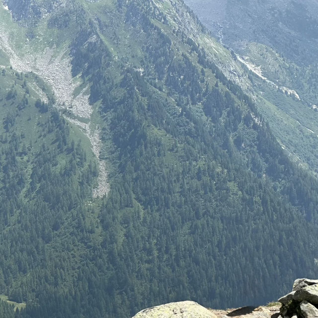 Lac de Chamonix – Alpine Serenity in the French Alps