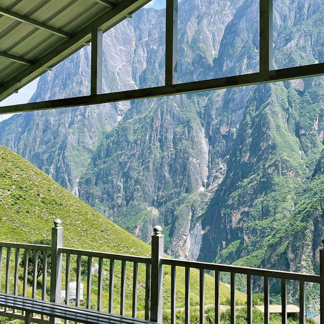 Tiger Leaping Gorge Yunnan