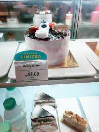 Hogan Bakery: Must-Visit Spot for Fresh Bakes & Coffee Lovers
