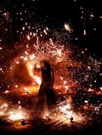 มาดูโชว์ควงกระบองไฟที่ภูเก็ต