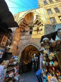 A Colorful Journey Through Khan El Khalili Bazaar 🛍️