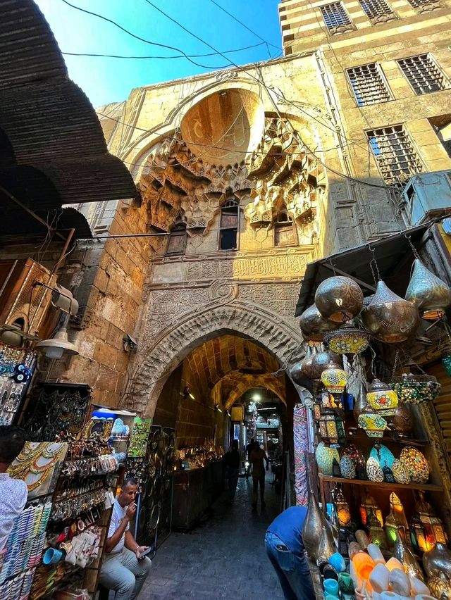 A Colorful Journey Through Khan El Khalili Bazaar 🛍️
