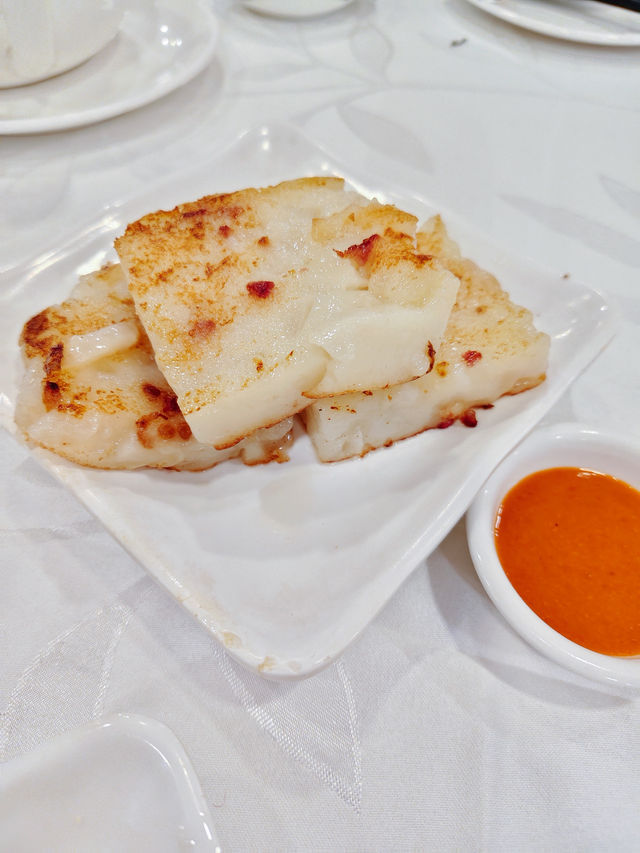 香港佐敦。老字嘅酒樓。食點心～