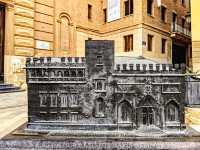 瓦倫西亞 | 絲綢交易所 La Lonja de la Seda:體現皇宮貴族美學