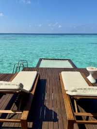 🏝️ Tropical Bliss at W Maldives – Overwater Villa Escape