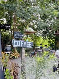 คาเฟ่ลับๆในสวน ที่แปดริ้ว