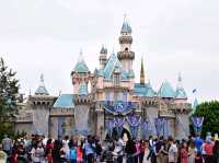 รับเข็มกลัดฟรี🏰ที่ดิสนีย์แลนด์แคลิฟอเนียร์