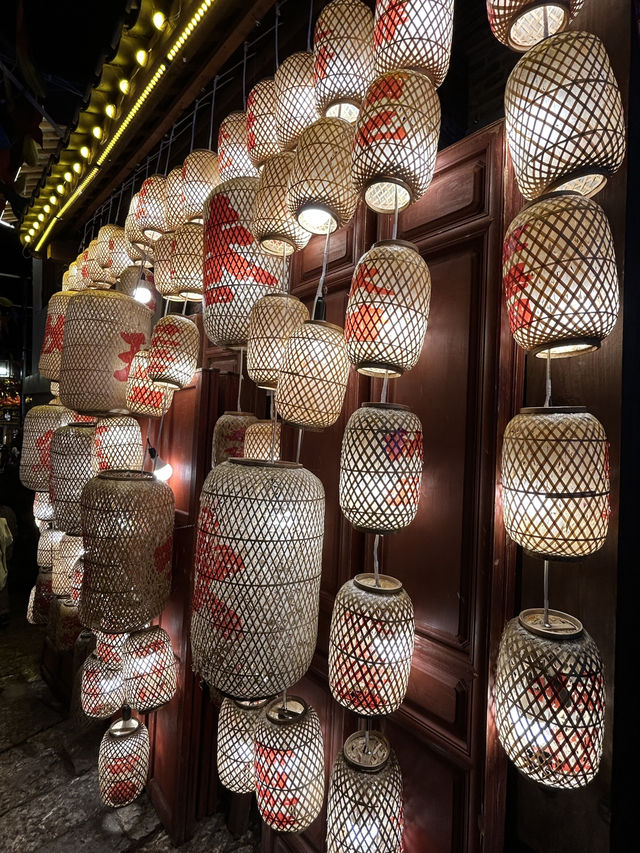 Ancient Town Glow🌙