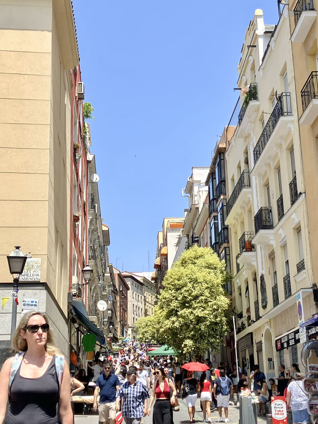 歩行者天国サンデーマーケット🇪🇸マドリード旅