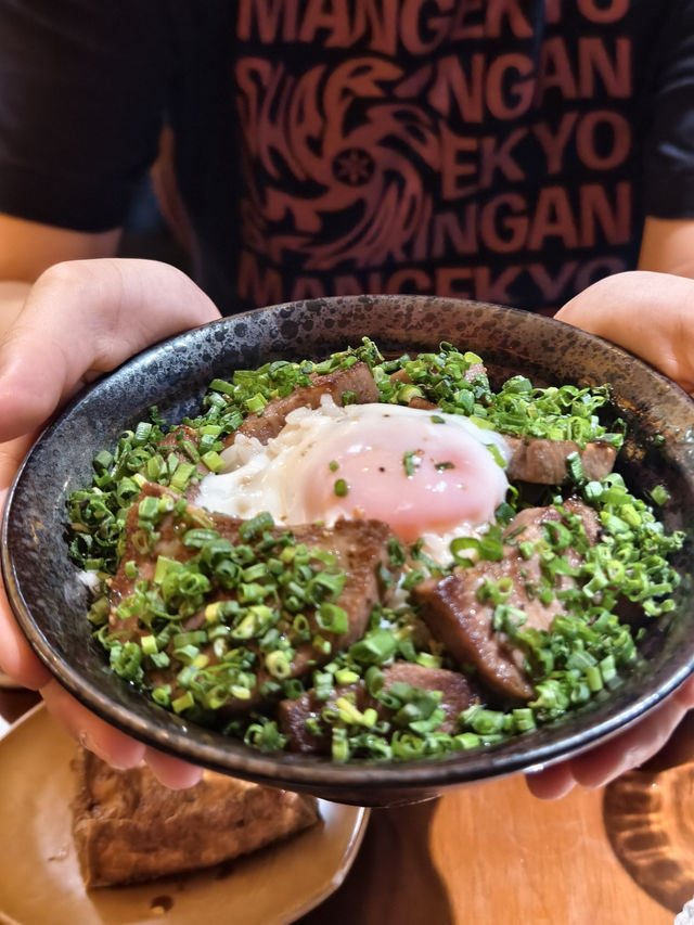 $168 兩小時暢飲酒精飲品 $168 兩小時暢飲酒精飲品