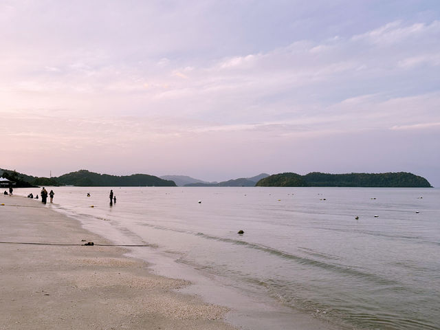 🏖️ Malibest Resort: Beachfront Bliss in Langkawi! 🏖️ Malibest Resort: Beachfront Bliss in Langkawi!