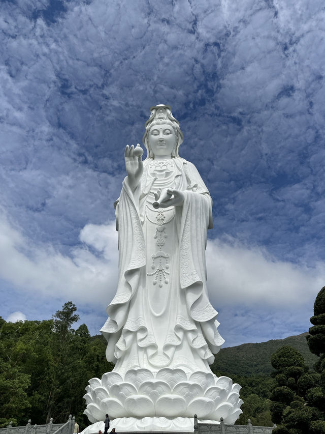 TSZ SHAN MONASTERY ~ วัดซีซ้าน TSZ SHAN MONASTERY ~ วัดซีซ้าน