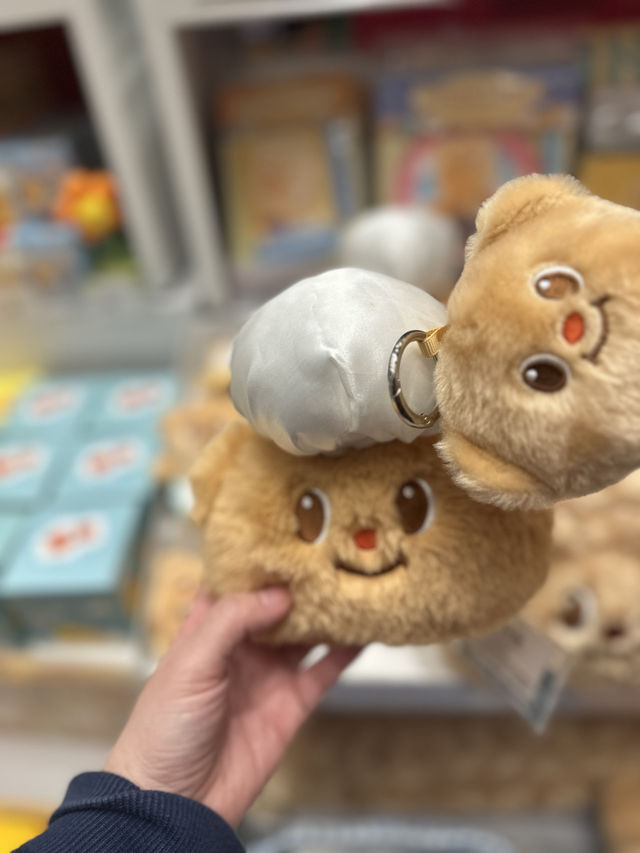 Rongjiang’s Quirkiest Shopping Spot: KKV at Paradigm Mall 💖🎁