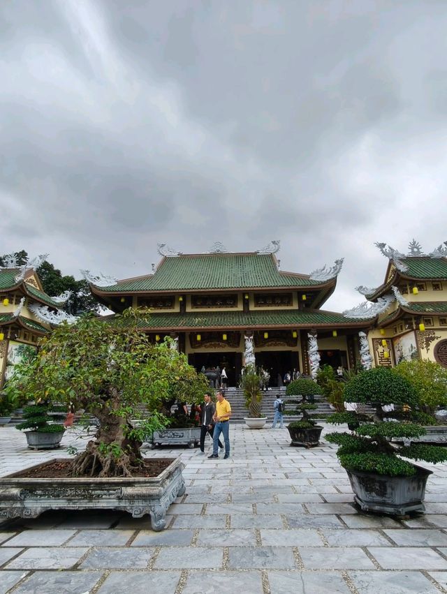 Temple Views Only🏯 Linh Ung Pagoda Temple Views Only🏯 Linh Ung Pagoda