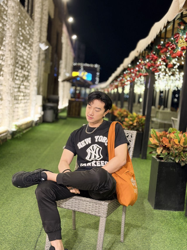 ใครชอบของย่างต้องมาที่นี่ ริมทะเลฮ่องกง ใครชอบของย่างต้องมาที่นี่ ริมทะเลฮ่องกง