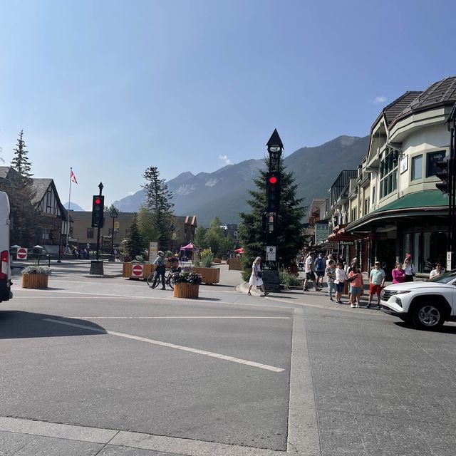 Banff,  Alberta   a stunning place to see 🏔️