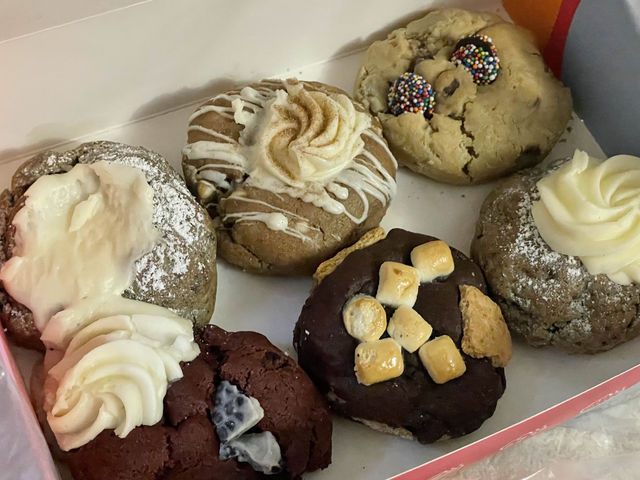 토론토의 정말 맛있는 쿠키샵 알려드립니다 “Foxies BAKESHOP“
